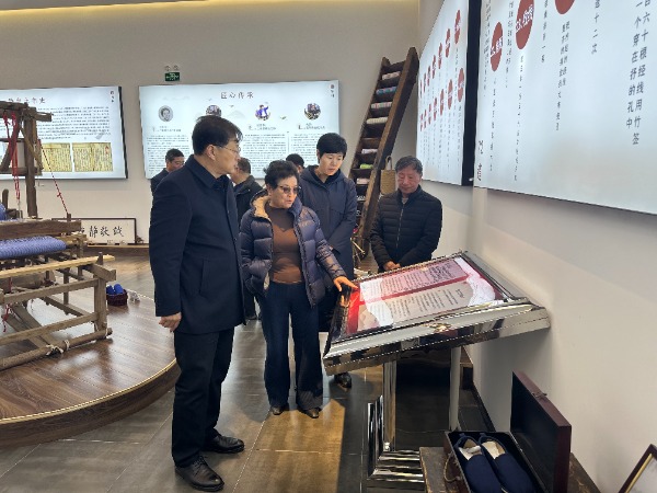 常山集團黨委書記、董事長吳寧帶隊赴贊皇縣原村土布考察調(diào)研